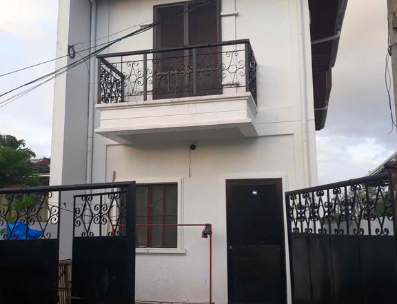 2 storey fully furnished residential house in Los Banos, Laguna