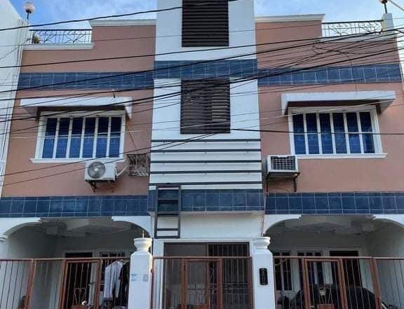 6door apartment,3storey,151sqm for sale Paranaque Metro Manila