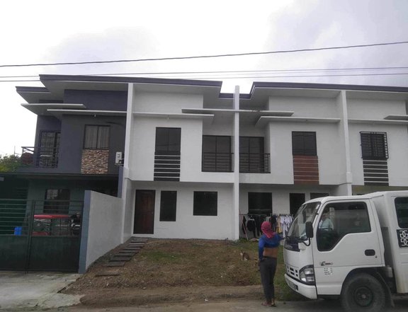 Rfo 3bedroom, 2toilet and bath house in lot