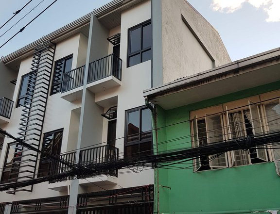 Townhouse for sale in Manila