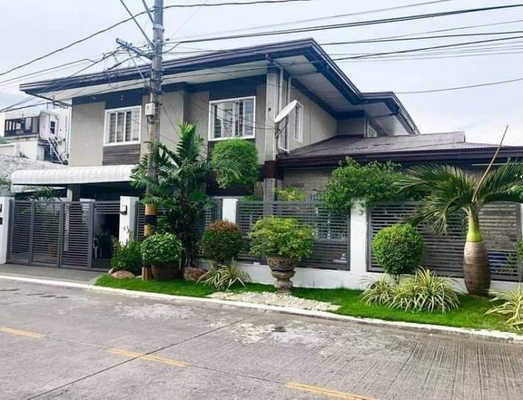 Well Maintained House For Sale in a Secured Vill in BF Homes Parañaque