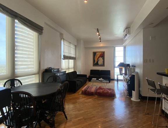 Stylish 1BR Corner Unit at Manansala Rockwell | 37th Floor with Balcony + Parking