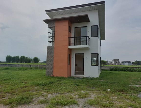 Single Detached House With Big Lot!!