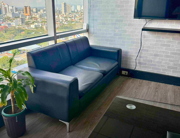 RUSH SALE: Atlanta Center Bulding | Office Space in Greenhills w/ Parking