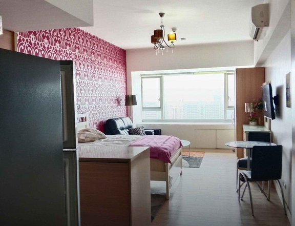Rush Sale: Fully Furnished Studio Unit in One Shangri-La Place, Ortigas