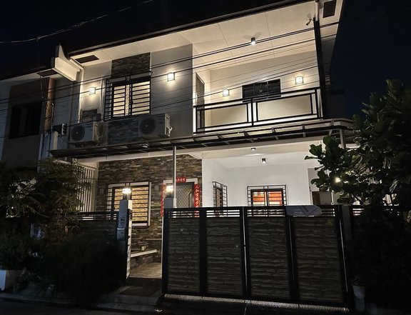 Rush Sale House and Lot in Multinational Village Paranaque near C5 Southlink NAIA Terminal 3 New