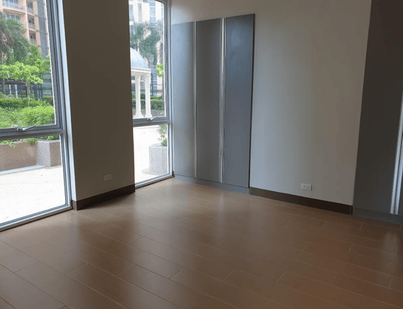 Megaworld St. Mark Residences 2BR Condominium For Sale Taguig City