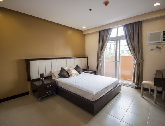 2 Bedroom Superior 60sqm Free weekly housekeeping, free parking, free wifi, cable ready