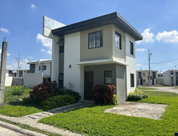 RFO 3-Bedroom Single Detached House For Sale in General Trias Cavite