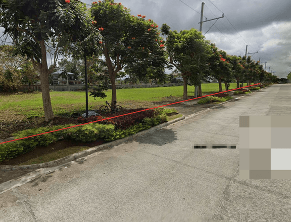 Prime Location Commercial Lot @ 652 sqm. 60k/sqm in Sta Rosa Laguna near Nuvali, Makati, Tagaytay