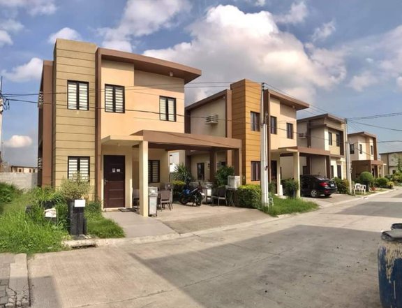 Pre selling 3 bedrooms single detached near cavitex, MOA for sale