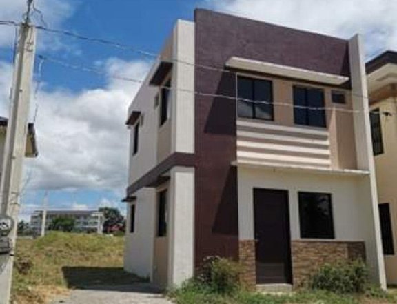3 bedrooms READY FOR OCCUPANCY LIPA CITY, NEVIARE 140sqm Lot area