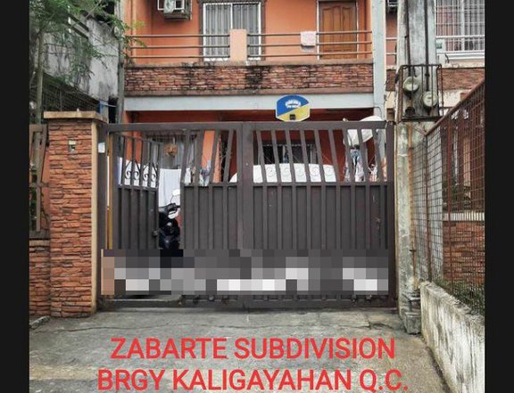 FOR SALE TOWNHOUSE @ ZABARTE SUBDIVISION QC- 3 BEDROOMS / 2 BATHROOMS