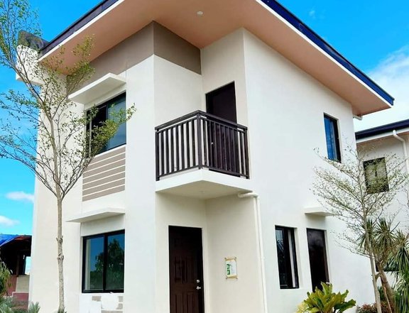 2-Storeys Single Attached House and lot for Sale near Starmall