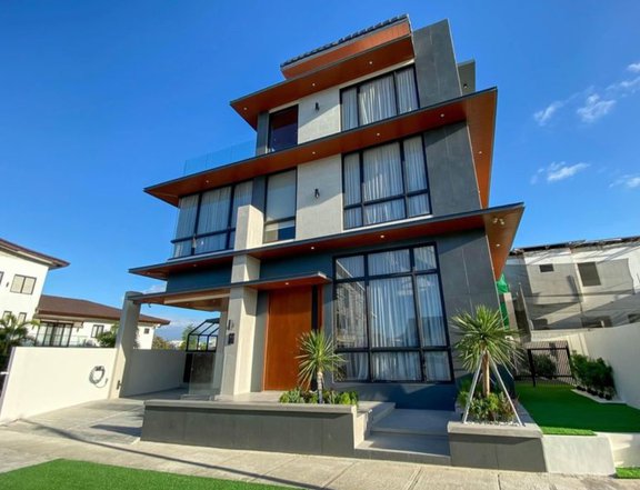 Cozy House For sale in SOUTHFORBES SILANG Cavite
