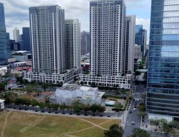 Trion Tower BGC Condo for Sale