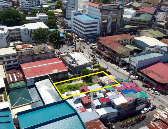 Prime QC Banawe Commercial Lot in Cardiz Street, Quezon City next to Jollibee