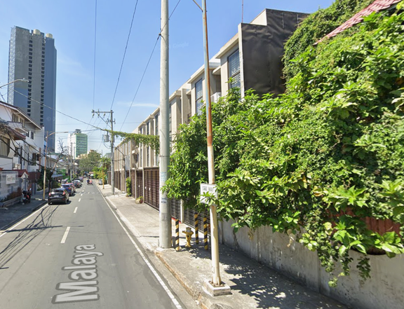 Two-Story Residential Property With Large Lot Near Boni Avenue in Mandaluyong