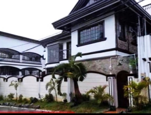 Well Maintained 10-bedroom Single Detached House For Sale in Taytay Rizal