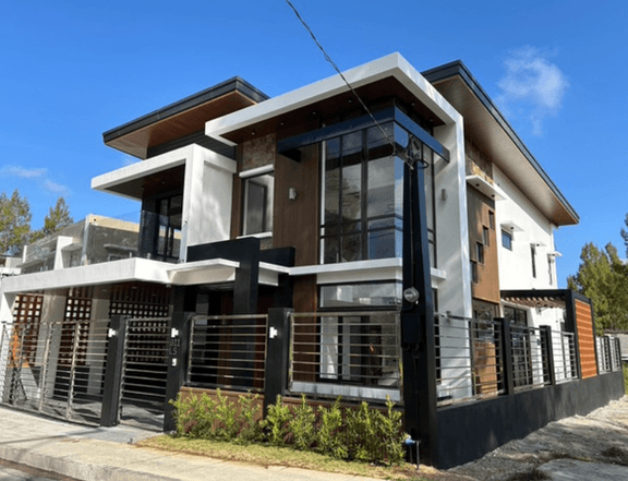 4-Bedroom House for Sale in Pueblo Del Sol Subdivision Tagaytay City