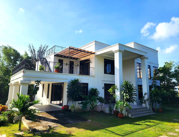 BIG LAND AREA: House and Lot for Sale in Cabuyao Laguna