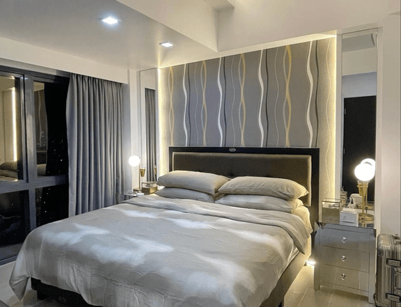 1-Bedroom Condo Unit for Sale in Salcedo Skysuites, Makati City