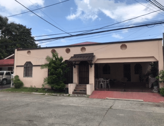 4 Bedroom House for Sale in BF Homes Paranaque