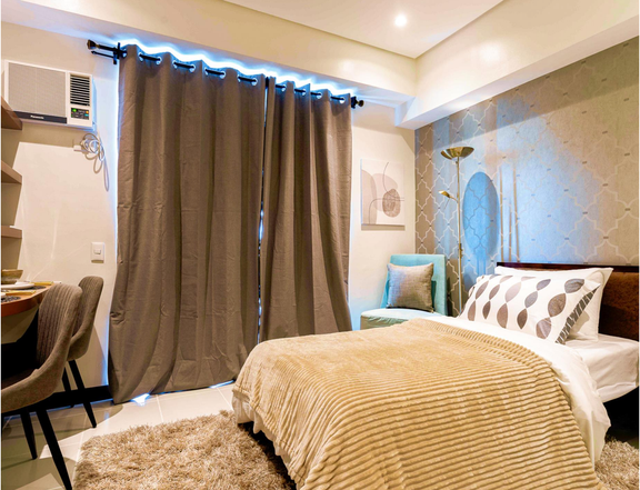 Residential Condo with Tagaytay View For Sale in Santa Rosa Laguna