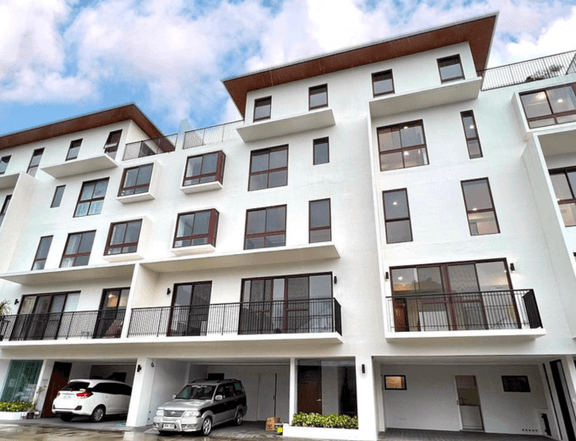 Townhouse for Sale in Quezon City Near New Manila