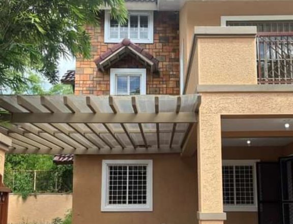 5-bedroom Single Attached House For Sale in Imus Cavite