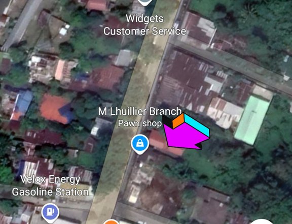 1,175 sqm. Lot with 1 house that can be use as office and one old Building.