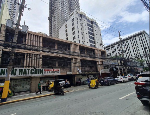 Pre-owned Malate 578 sqm Retail Space For Sale