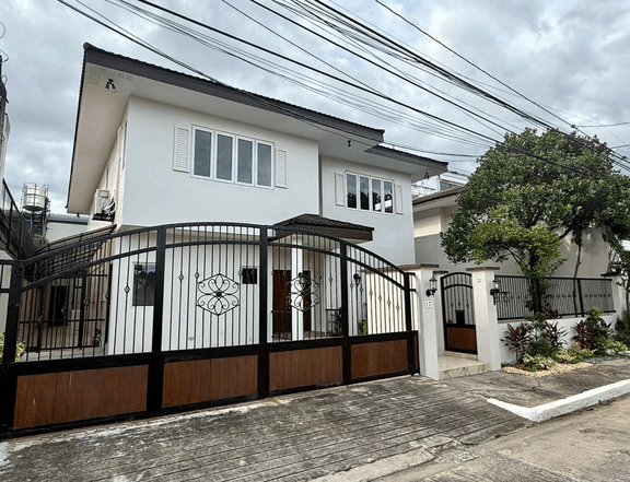 4-Bedroom Contemporary House for Sale in Tierra Nueva, Alabang