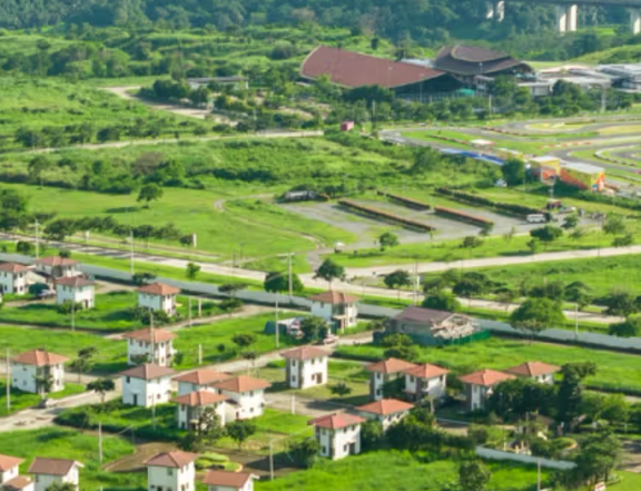 Ready for Occupancy 3,281 sqm Alviera Commercial Property For Sale in Porac Pampanga