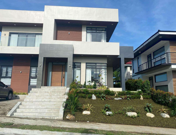 RFO 3-Bedroom House and Lot for Sale in Tagaytay Highlands