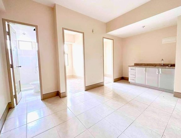 Affordable condo 2 Bedroom Unit 30sqm for Sale in San Juan - FREE AIRCON RESERVE NOW!