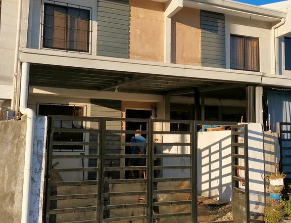 Townhouse for Rent in Rizal - Accessible to Ortigas/Crossing