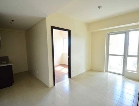2-BR Rent to own Condo in Mandaluyong - 25k cash out