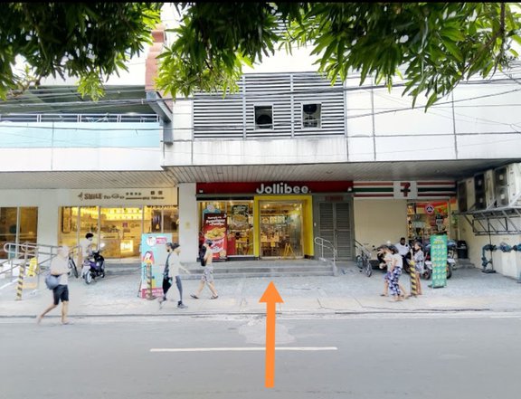 Commercial unit(242 sqm) for sale in University Tower Malate