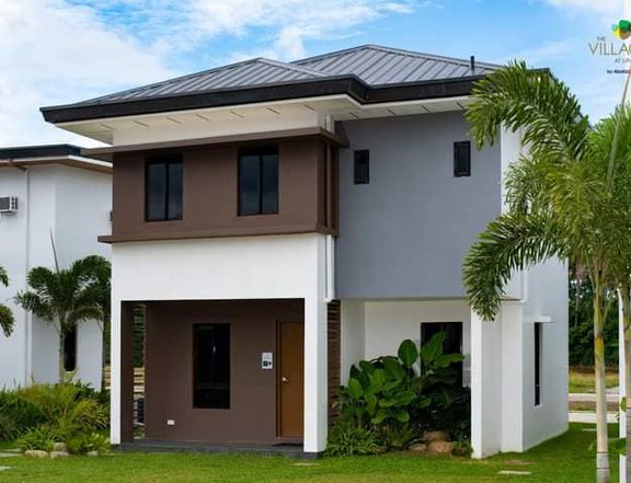 4-bedroom Single Detached House For Sale in Lipa Batangas