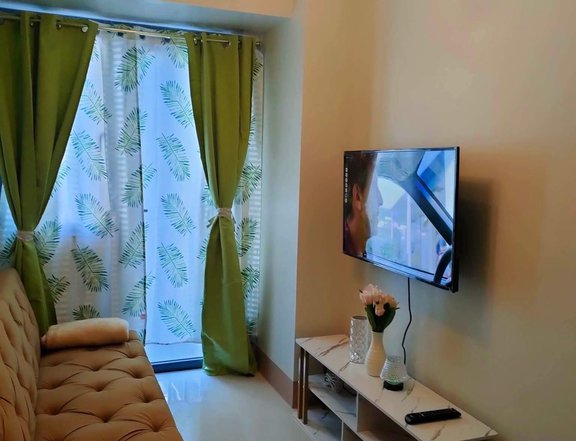 Fully Furnished 1-BR for Rent in Shore 3 Residences Tower 1