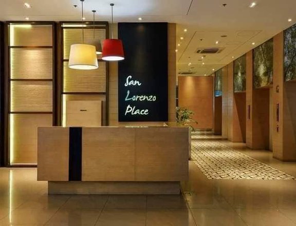 San Lorenzo Place Makati Connected Mrt Magallanes 3 BR Condo For sale