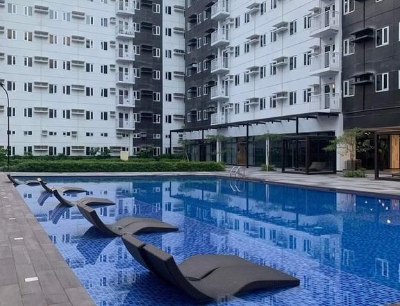 2 BR Condo for Rent in Felix Avenue Cainta Rizal. CHARM RESIDENCES.