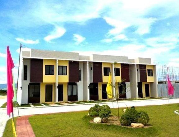 Pre-selling 2-bedroom Townhouse For Sale thru Pag-IBIG in Mactan