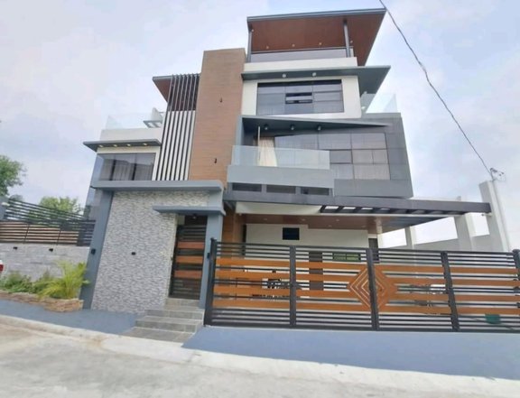 Ready For Occupancy 6-bedroom Single Detached House For Sale in Sun Valley , Antipolo Rizal