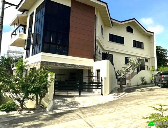 4-Storey 6bedroom High-end House and Lot for sale at Talisay City