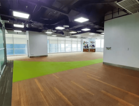 For Rent Lease Fitted Office Space BGC Taguig City 1000sqm