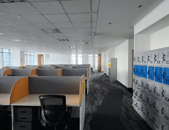 For Lease Rent Fully Fitted Furnished BPO Call Center Office Space