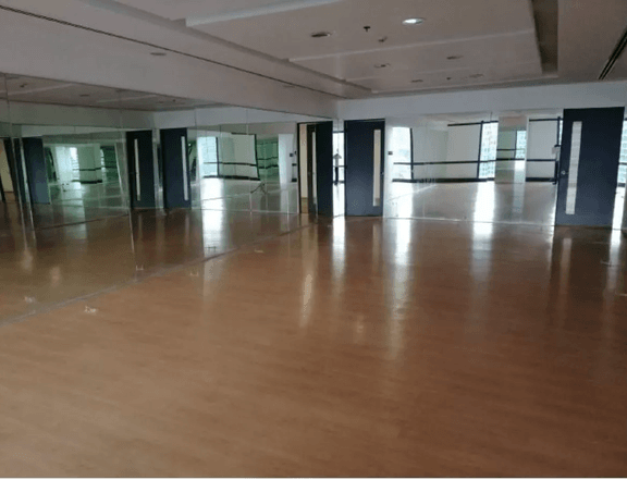 For Rent Lease Semi Fitted Office Space BGC Taguig City