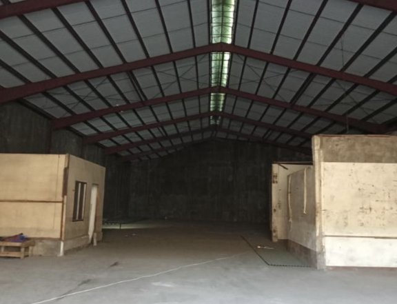 For Rent 794 SQM  Warehouse at Quezon City